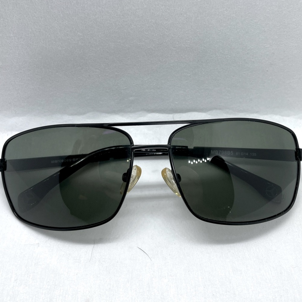 Mercedes Benz sunglasses MB798B5 dark gray lenses with black rims EUC